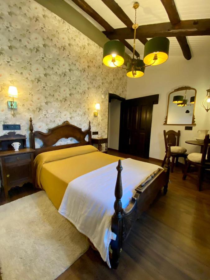 Casa Brandariz Guest House Santa Maria de Arzua Bagian luar foto